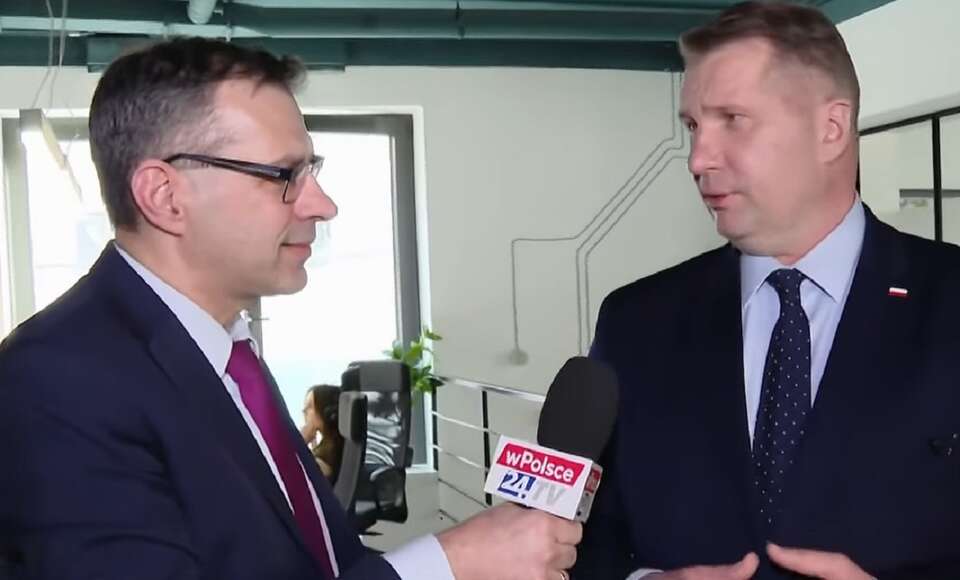 Prof. Przemysław Czarnek w naszym newsroomie rozmawia z Jackiem Karnowskim, red. naczelnym Telewizji wPolsce24 / autor: YT: TV wPolsce24