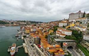 Miasto Porto w Portugalii  / autor: Fratria