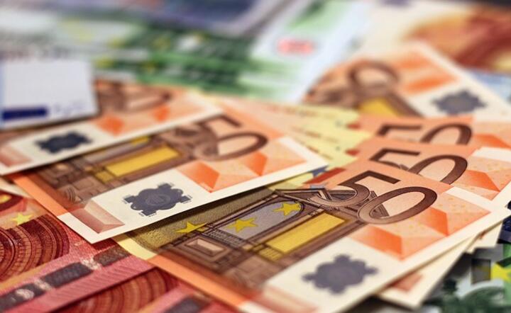 Fałszywe euro za bitcoiny w darknecie