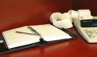 Nieuczciwy urzędnik skarbowy schwytany