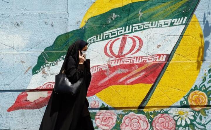 Ulica w Teheranie / autor: PAP/EPA/ABEDIN TAHERKENAREH