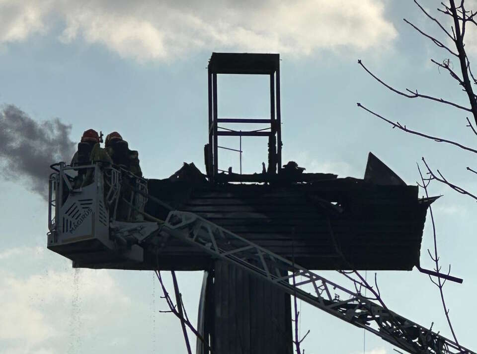 Krzyż przy Kościele św. Maksymiliana Kolbego / autor: wPolityce.pl