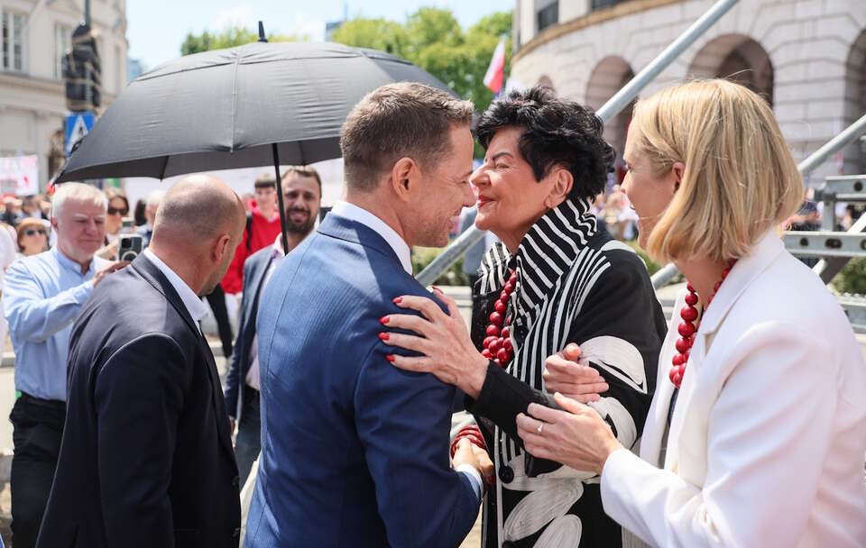 Rafał Trzaskowski i Joanna Senyszyn  / autor: PAP/Leszek Szymański