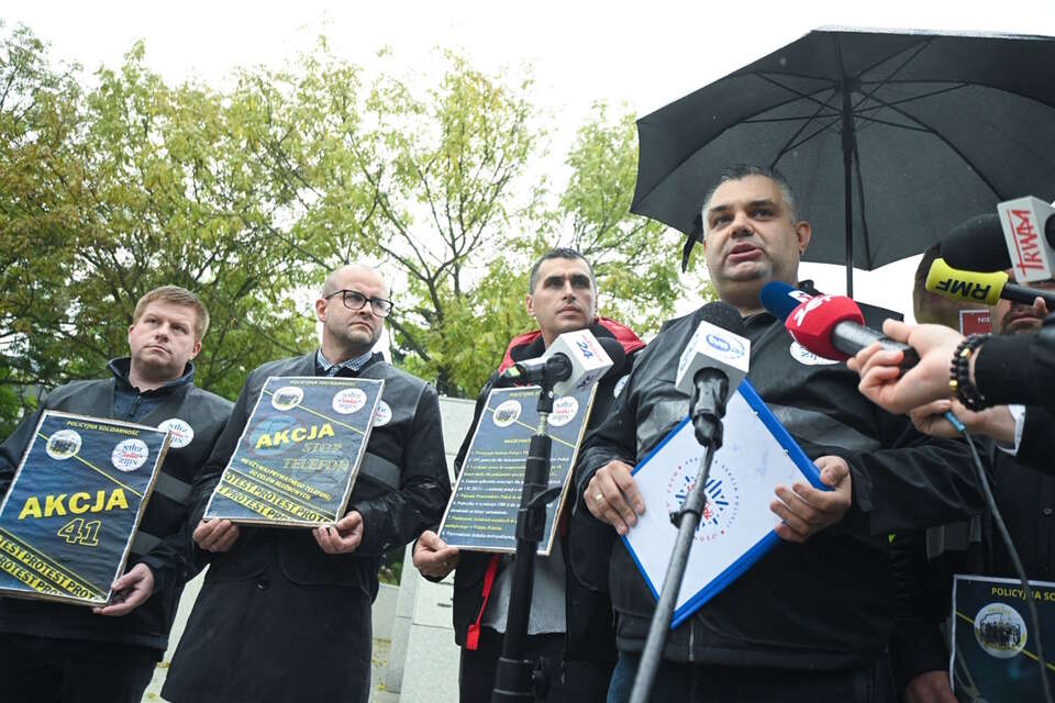 WARSZAWA KONFERENCJA POLICJI WS. AKCJI PROTESTACYJNEJ / autor: PAP/Marcin Obara