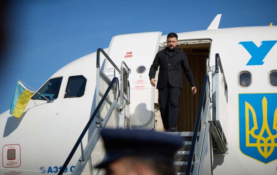 Groźny incydent z samolotem Zełenskiego. W tle "flota cieni"