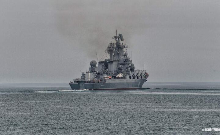 krążownik rakietowy Moskwa przed zatopieniem / autor: PAP