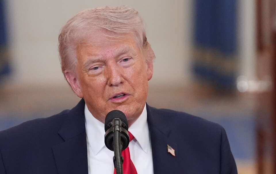 "Gdybym kiedykolwiek potrzebował sojuszników z NATO, nie byłoby ich przy mnie" - ocenił prezydent USA Donald Trump w rozmowie z portalem Politico. / autor: PAP/EPA/ALEX BRANDON / POOL