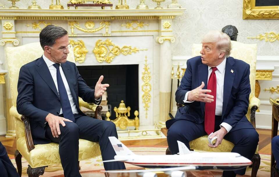 Rutte i Trump / autor: EPA/YURI GRIPAS / POOL Dostawca: PAP/EPA.