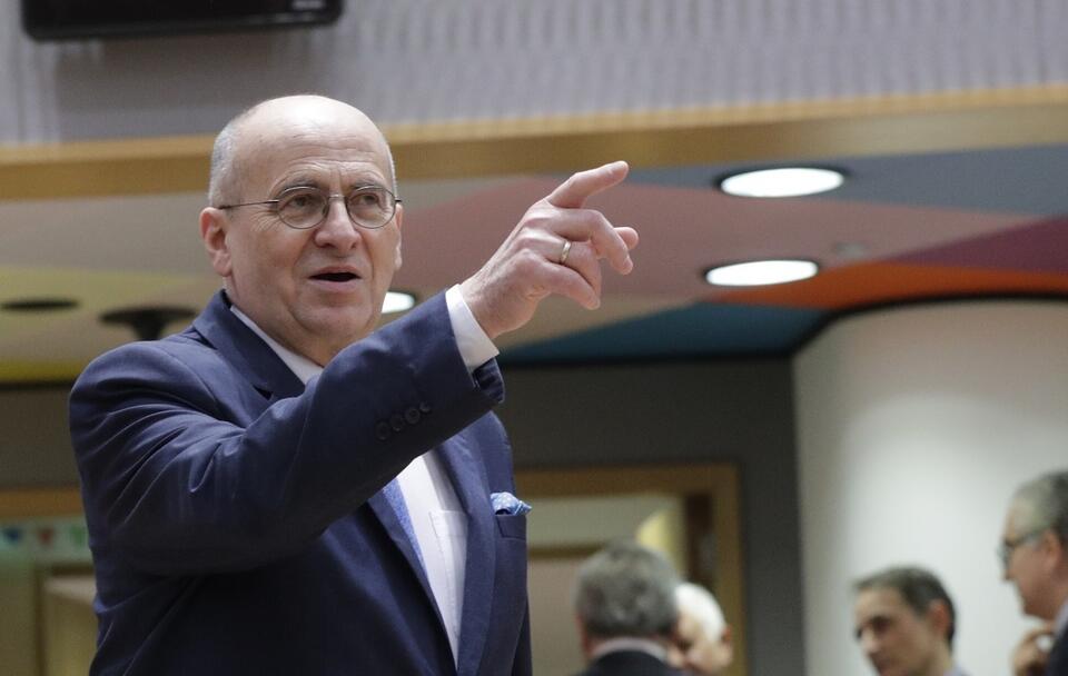 autor: PAP/EPA/OLIVIER HOSLET