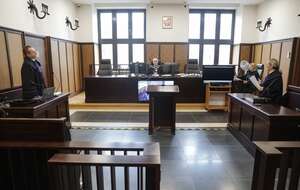 Tusk nie musi przepraszać. Sąd uderzył w prezesa PiS / autor: PAP/Tomasz Gzell