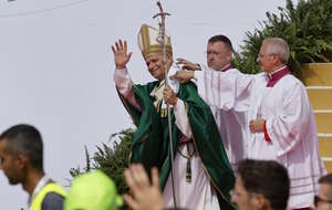 papież Leon XIV / autor: PAP/EPA/FABIO FRUSTACI