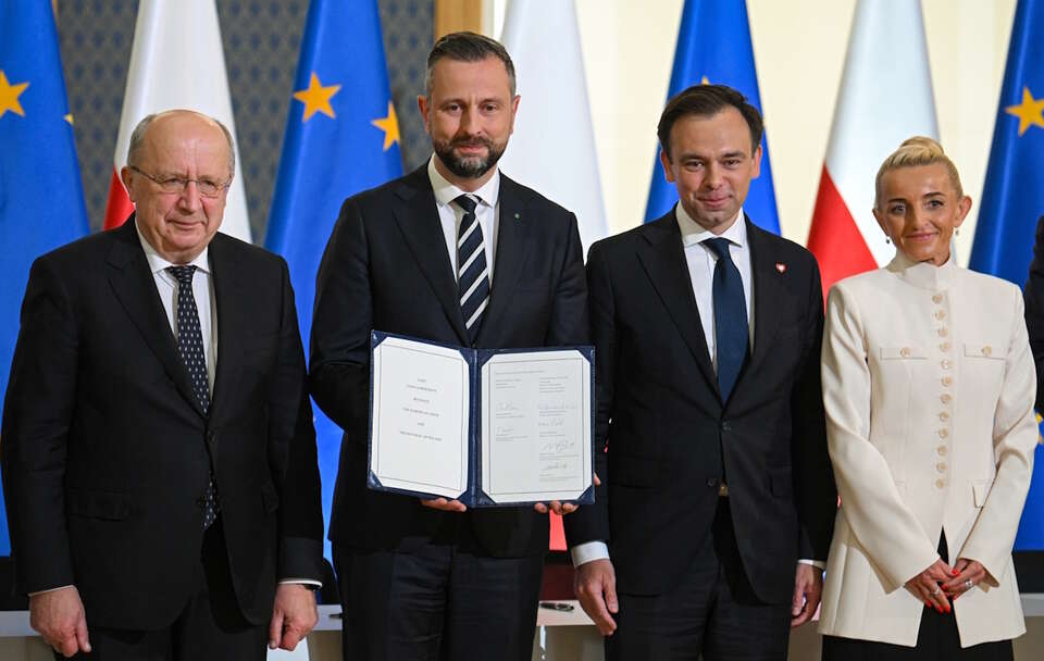 Co oznacza podpisanie przez rząd Tuska umowy pożyczki z SAFE?
