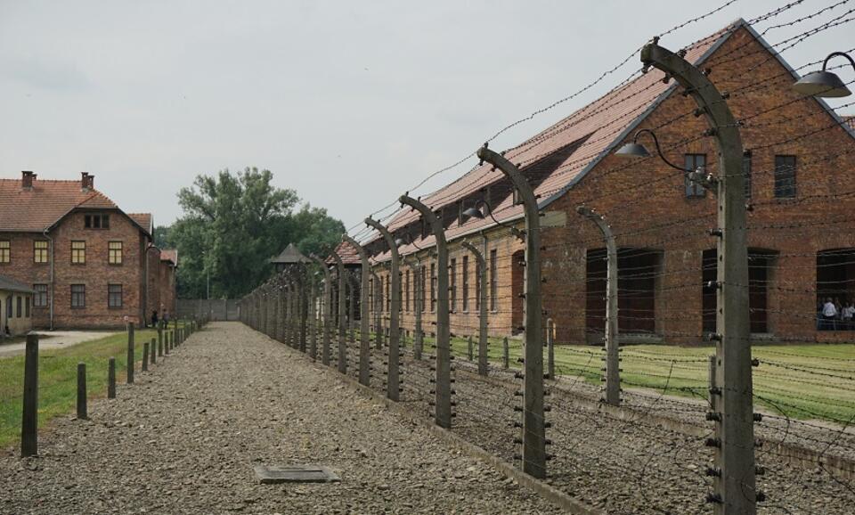 Auschwitz-Birkenau / autor: Fratria