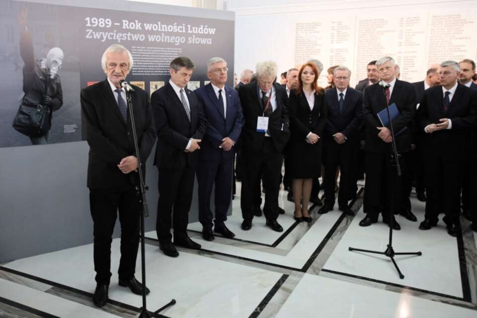 Szczyt EUROWAW2019 w polskim Senacie / autor: PAP/Leszek Szymański