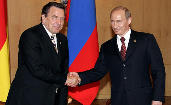Gerhard Schroeder i Władimir Putin są od dawna w bliskiej komitywie, fot. By Kremlin.ru, CC BY 4.0, https://commons.wikimedia.org/w/index.php?curid=4921903