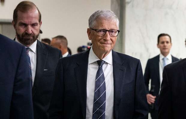 Bill Gates  / autor: PAP/EPA/JIM LO SCALZO