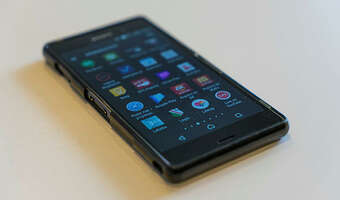 Polacy przenoszą numery do Orange i Play. Masowa skala