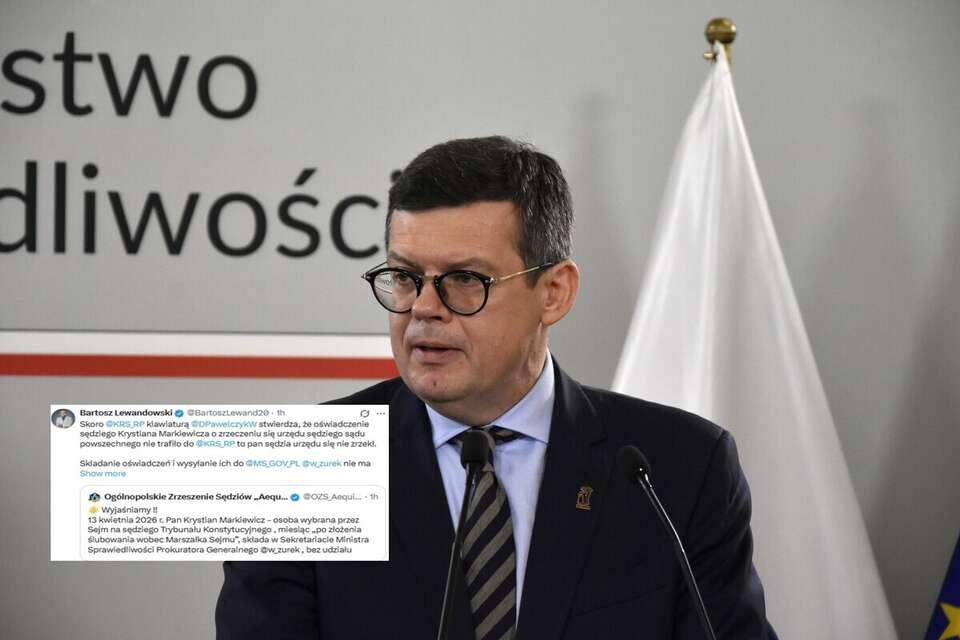 Krystian Markiewicz podczas konferencji na ściance Ministerstwa Sprawiedliwości oraz wpis mec. Bartosza Lewandowskiego (screen z X) / autor: Fratria/X-Bartosz Lewandowski (screen)