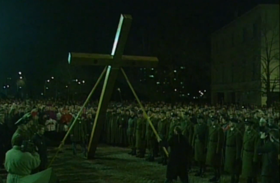 Kadr z filmu "Oto Wielka Tajemnica" / autor: YouTube