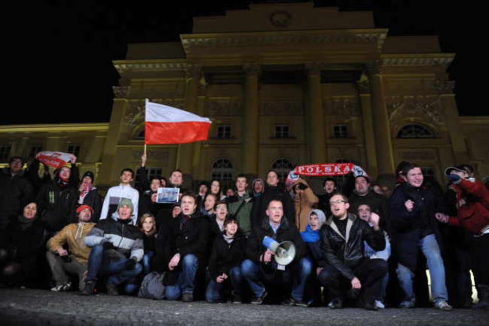 Pikieta uczestników Marszu przed Komendą Stołeczną Policji. Fot. PAP/Grzegorz Jakubowski