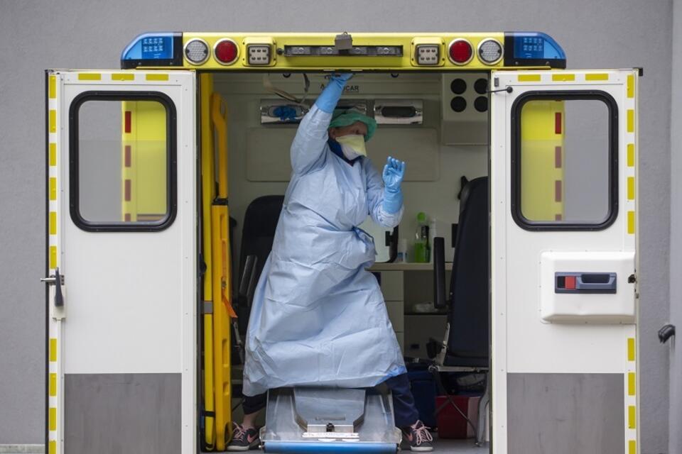 autor: PAP/EPA/JULIEN WARNAND