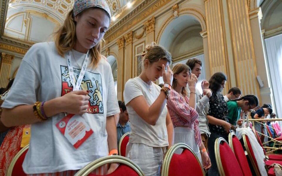 Francuscy neofici na spotkaniu z Leonem XIV / autor: Vatican Media