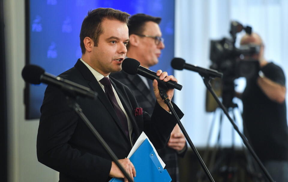 Posłowie PiS / autor: PAP/Piotr Nowak
