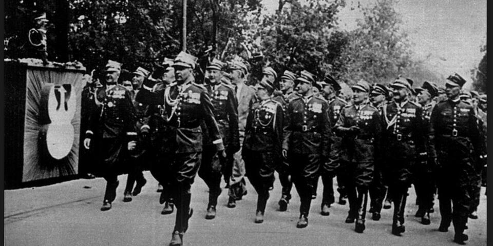 Ostatnia defilada Pierwszej Kadrowej na Błoniach krakowskich 6 sierpnia 1939r.