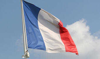 Francuscy milionerzy uciekają z kraju. Powód? Strach przed terroryzmem i religijnymi podziałami