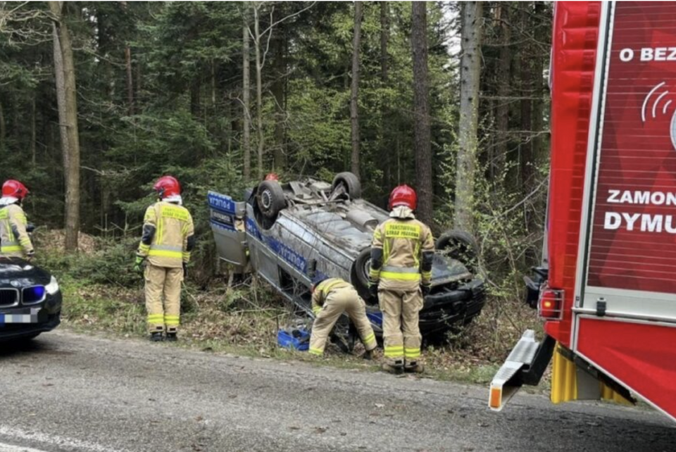 Wypadek radiowozu  / autor: Policja 