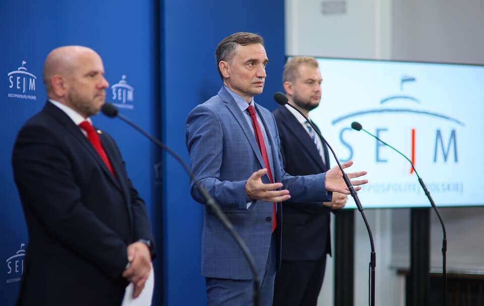 Mariusz Gosek, Zbigniew Ziobro, Michał Moskal / autor: PAP/Leszek Szymański