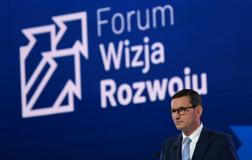 Premier RP Mateusz Morawiecki podczas wystąpienia w pierwszym dniu IV edycji Forum Wizja Rozwoju / autor: PAP/Adam Warżawa