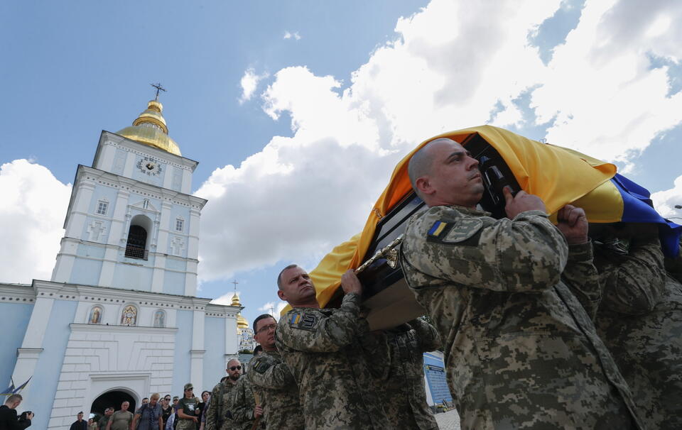 Pogrzeb ukraińskiego żołnierza w Kijowie / autor: PAP/EPA