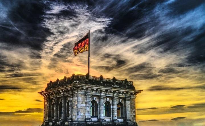 Berlin, fragment budynku Bundestagu / autor: Pixabay