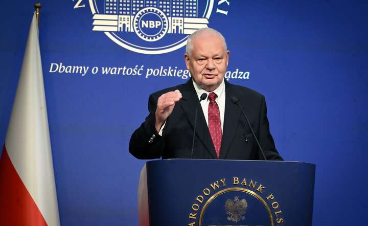 Prezes NBP prof. Adam Glapiński na konferencji prasowej / autor: materiały prasowe NBP