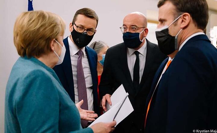Od lewej: Kanclerz Niemiec Angela Merkel, Premier Mateusz Morawiecki, Szef Rady Europejskiej Charles Michel i Prezydent Francji Emmanuel Macron / autor: Krystian Maj/KPRM