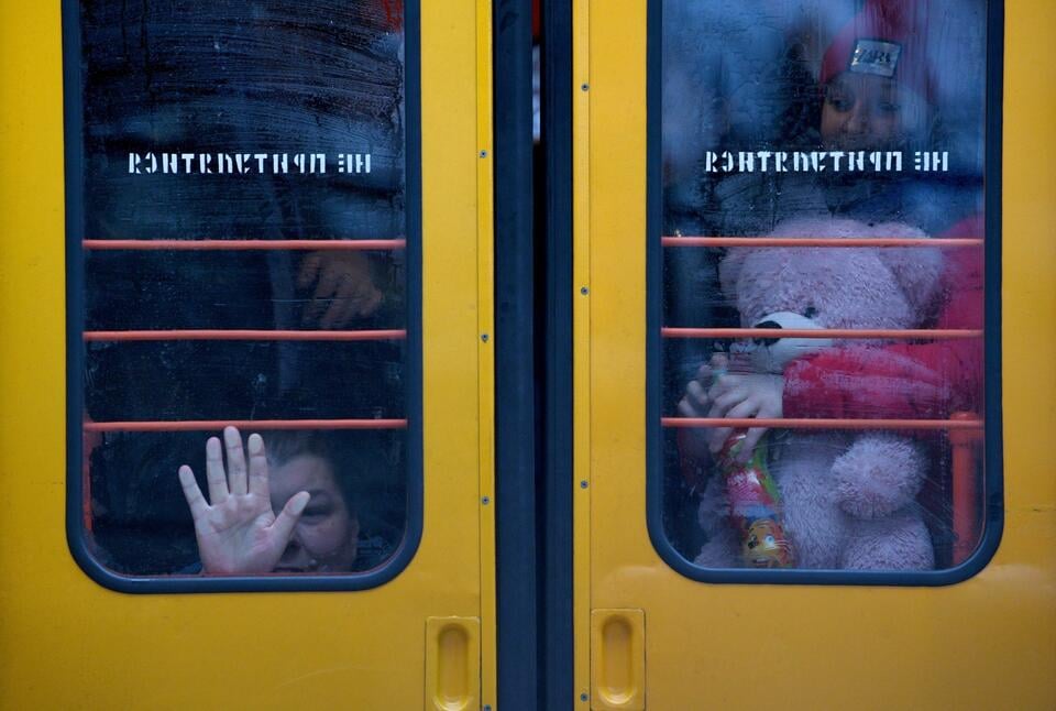 refugees from Ukraine at the railway station in Przemyśl, Poland  / autor: PAP/Darek Delmanowicz