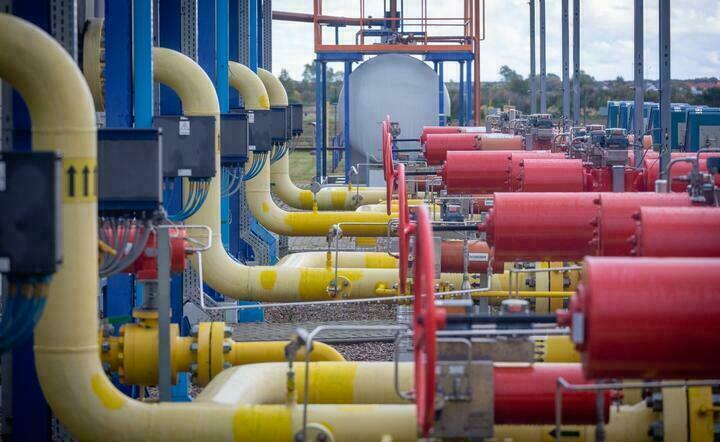 Gazprom zaprzecza, że wstrzymał dostawy gazy gazociągiem jamalskim / autor: Fratria