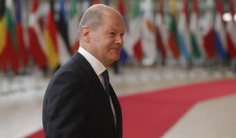 Scholz: To oczywiste, że potrzeba embarga na ropę z Rosji