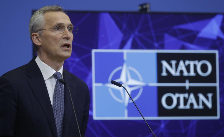 sekretarz generalny NATO Jens Stoltenberg / autor: PAP/EPA/ OLIVIER HOSLET
