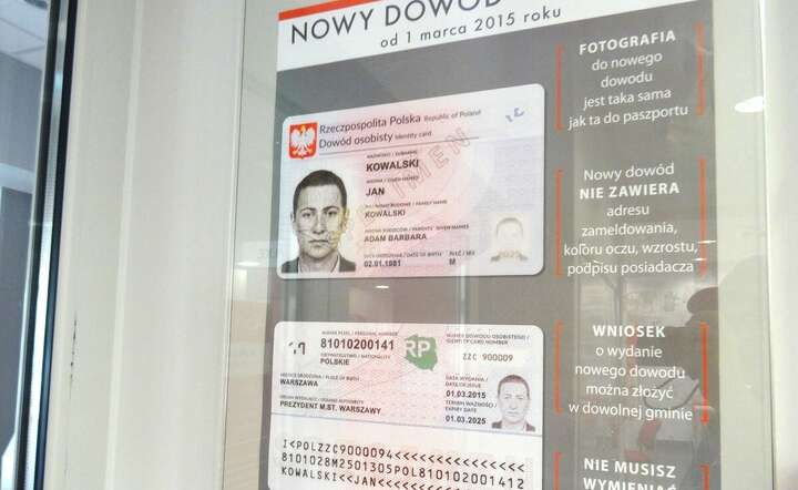 Dziś dowody osobiste dla Polaków robi Polska Wytwórnia Papierów Wartościowych  / autor: Fratria 