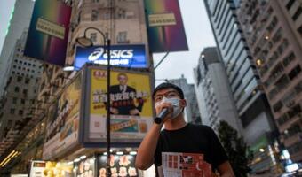 Hongkong: COVID-19 zakłóca dostawy! Wybuchła panika zakupowa