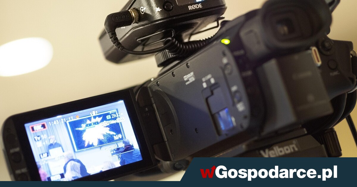 Filmowcy są przepracowani. Pracują 13 godzin dziennie