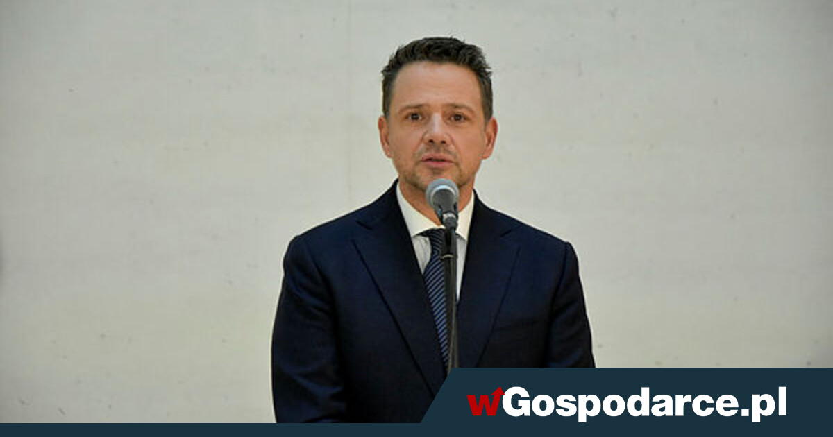 Rafał Trzaskowski do odwołania? Rozdano 400 tys. kart referendalnych