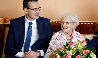 Premier Morawiecki złożył życzenia urodzinowe najstarszej Polce