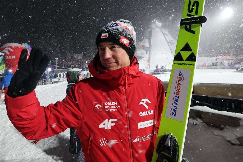 Kamil Stoch podczas zawodów Pucharu Świata w skokach narciarskich w Zakopanem. / autor: PAP/Grzegorz Momot