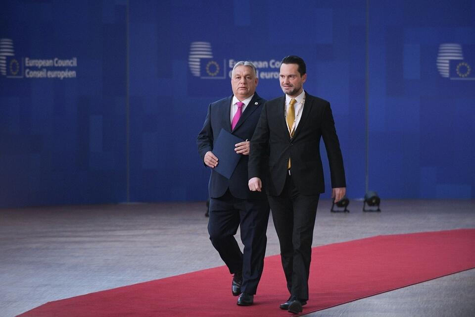 Premier Węgier Viktor Orban przed rozpoczęciem szczytu Rady Europejskiej w Brukseli / autor: PAP/Marcin Obara