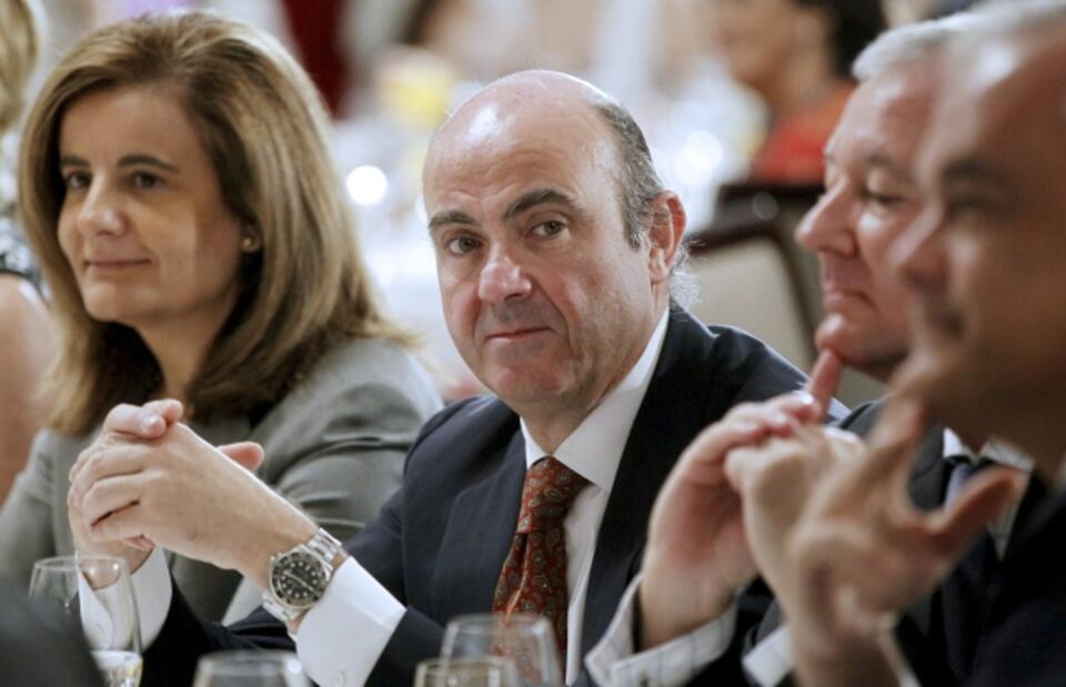 Czy Hiszpania będzie drugą studnią bez dna? Fot. PAP/EPA/CHEMA MOYA