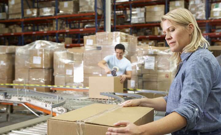 Ergonomiczne stanowisko pracy przyczynia się do zwiększenia wydajności oraz zadowolenia pracowników / autor: materiały prasowe