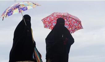 Holandia zakazuje noszenia burki